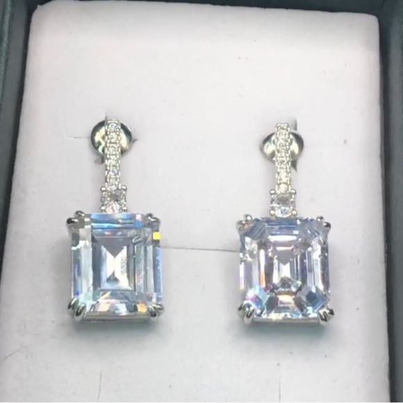 Stunning Asscher Cut  Diamond Post back Drop Earrings💎 - Picture 15 of 15